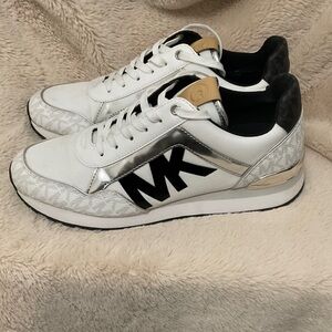 Michael Kors Women’s MaddyTrainer Tech Canvas White and Silver Sneakers, Size 8M